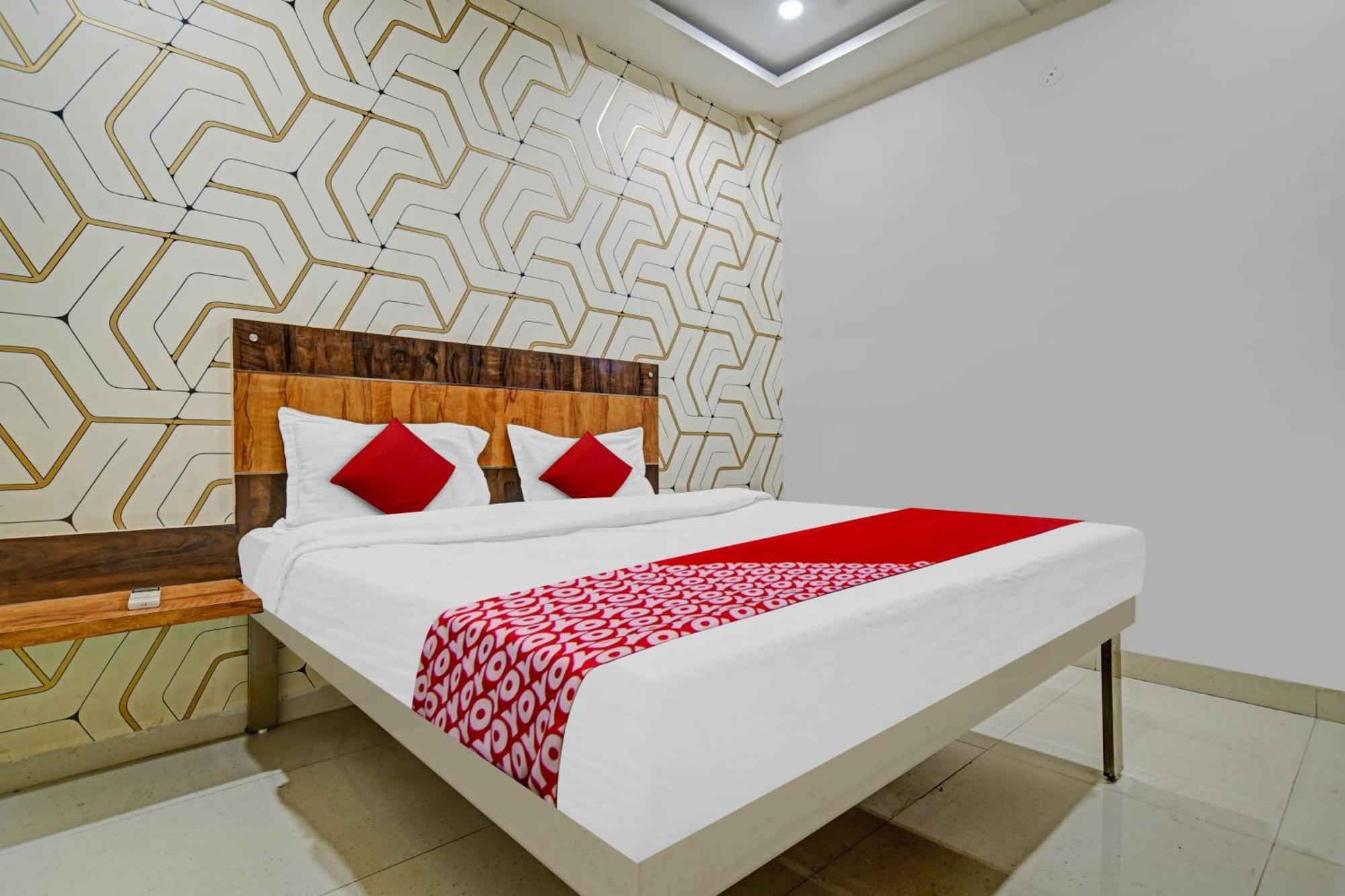 Hotel O Blue Wings Indore Zewnętrze zdjęcie